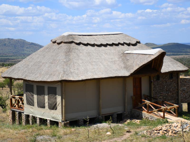 Serengeti Serena Safari Lodge Экстерьер фото