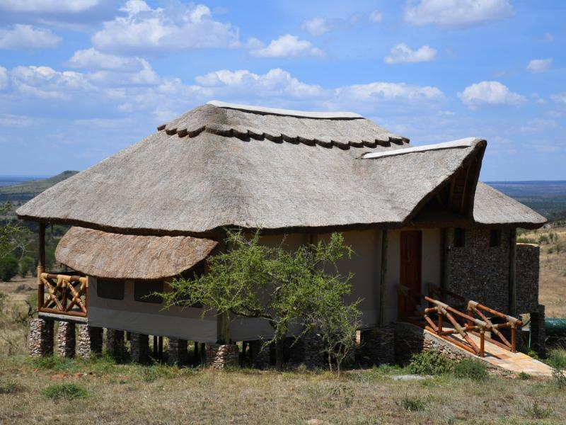 Serengeti Serena Safari Lodge Экстерьер фото